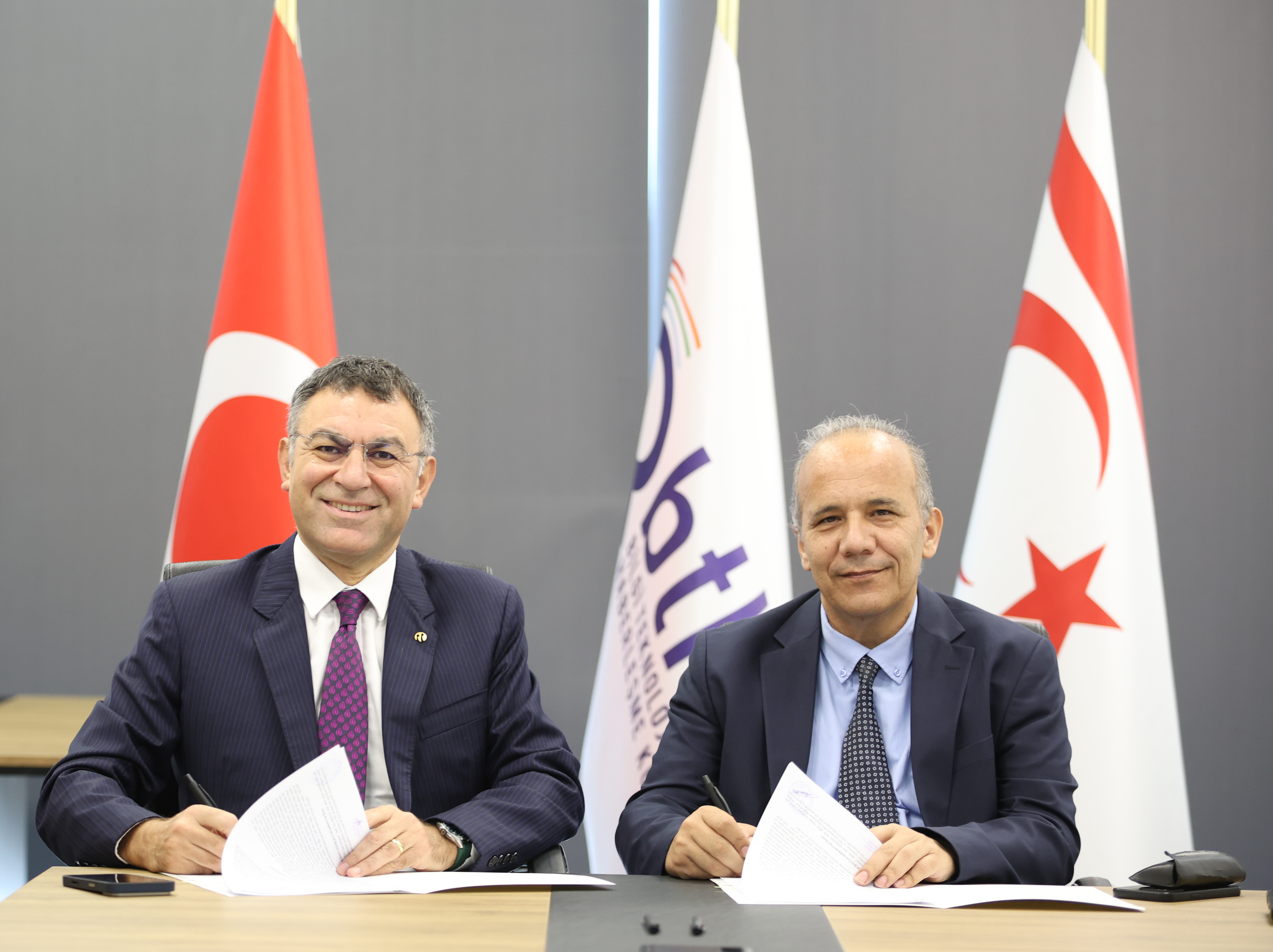 Kuzey Kıbrıs Turkcell и BTHK подписали протокол о запуске 5G