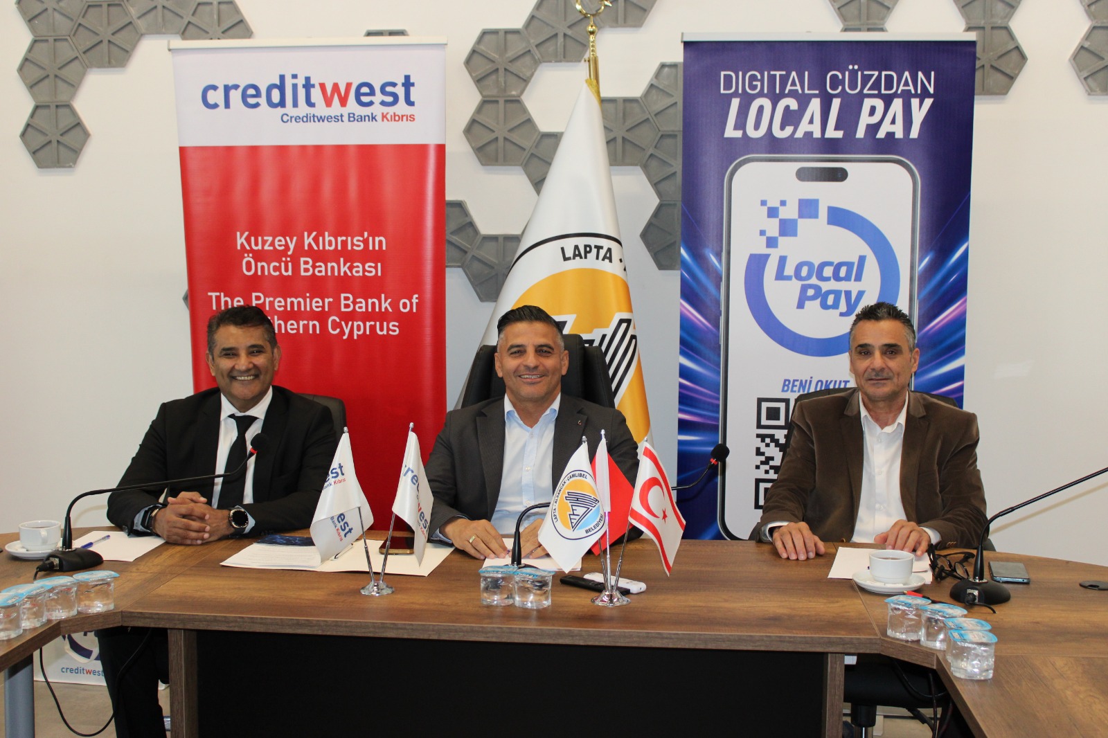 Creditwest Bank и муниципалитет LAÇ запустили оплату счетов через Local Pay