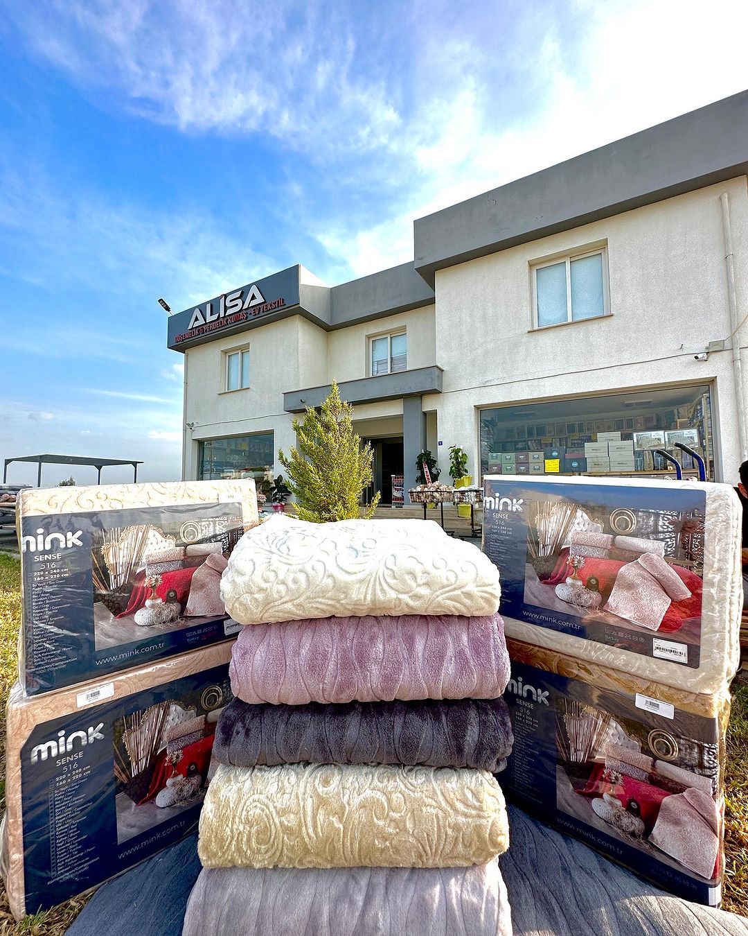 режим работы магазина. хозяин в доме график работы. режим работы образец. газовое отопление и электрическое отопление огэ. табличка время работы.